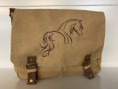 /products/vintage-tasche-mit-pferdesilhouette/